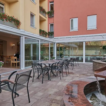Hotel Akademie A Depandance Jarmila 4*