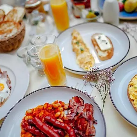 Akademie A Depandance Jarmila Hotel 4*