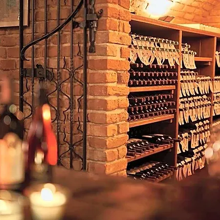 Hotel Akademie A Depandance Jarmila 4*