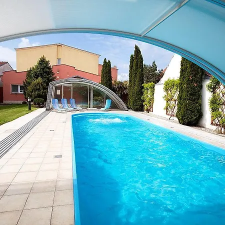 Akademie A Depandance Jarmila 4*