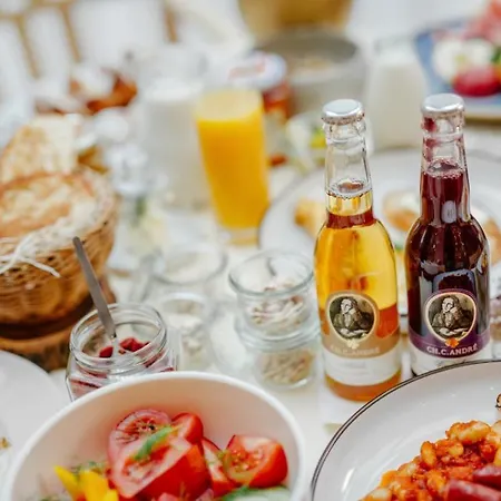 Hotel Akademie A Depandance Jarmila 4*